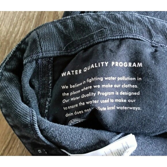 Banana Republic Shorts Womens Size 32 Black Denim High Rise Fit Mom High Waisted - Picture 6 of 9